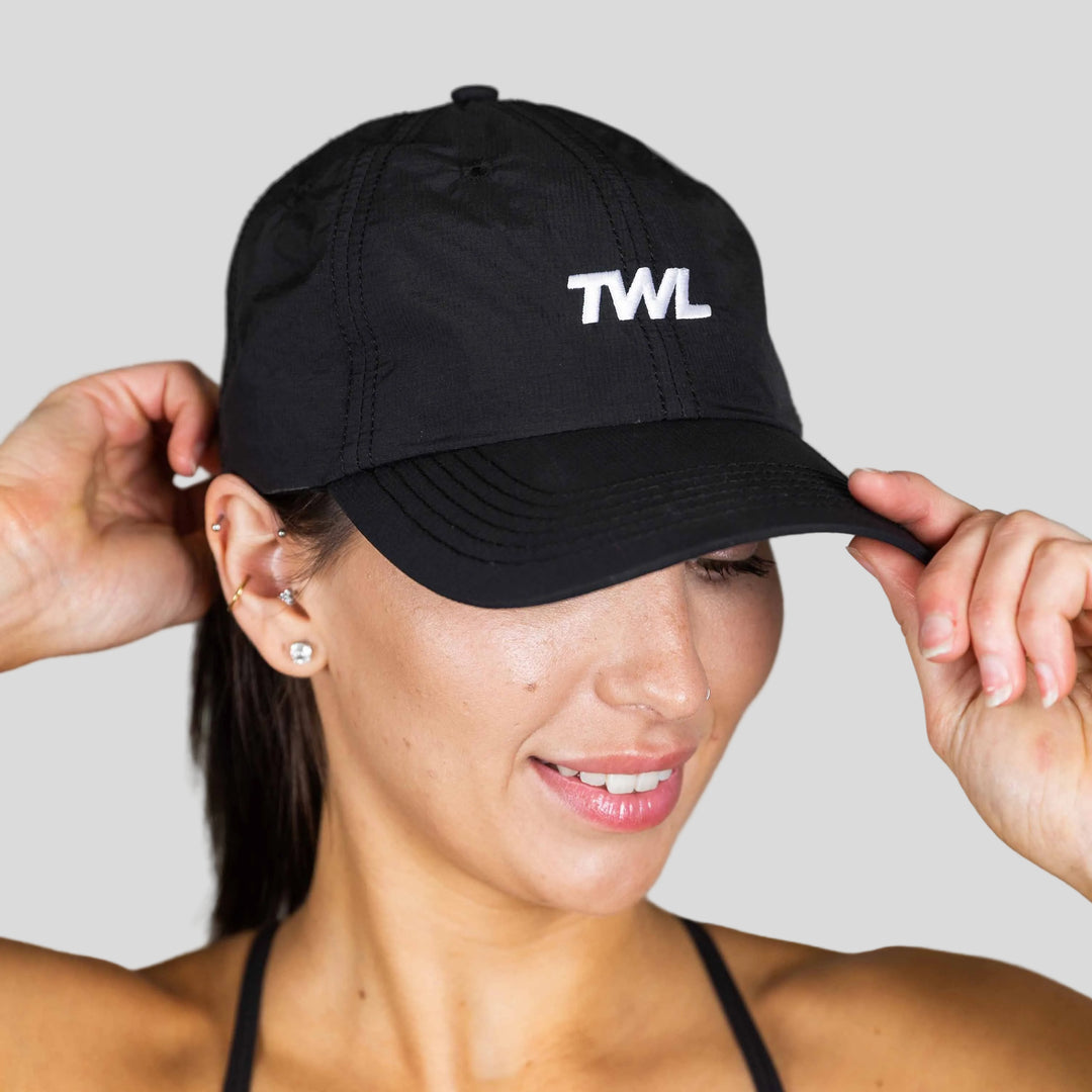 TWL - SIGNATURE CAP - BLACK/WHITE