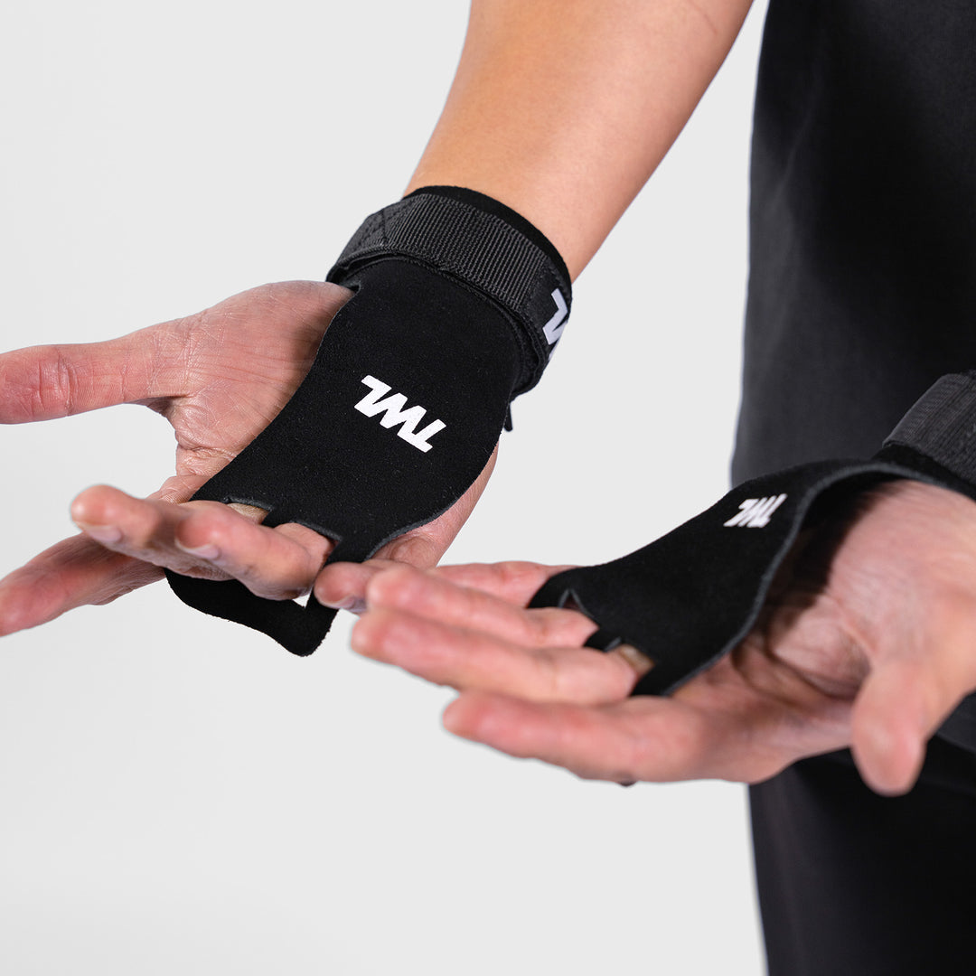 TWL - LEATHER GYMNASTIC GRIPS - BLACK