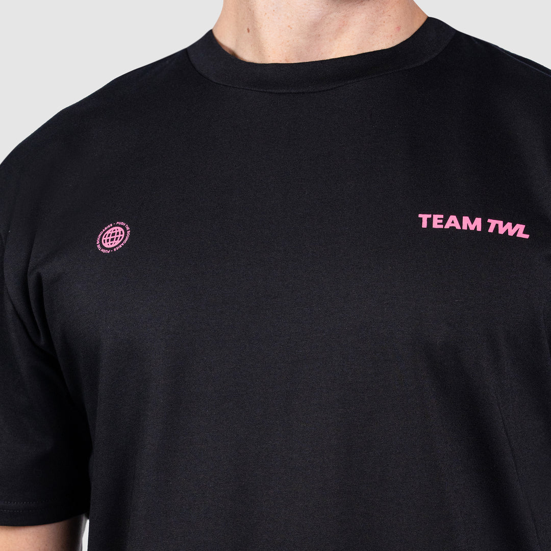 TWL - LIFESTYLE OVERSIZED T-SHIRT - TEAM TWL - BLACK/BUBBLEGUM