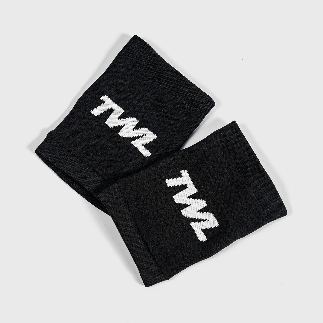 TWL - KNITTED WRIST BANDS 5.5" - PAIR - BLACK/WHITE