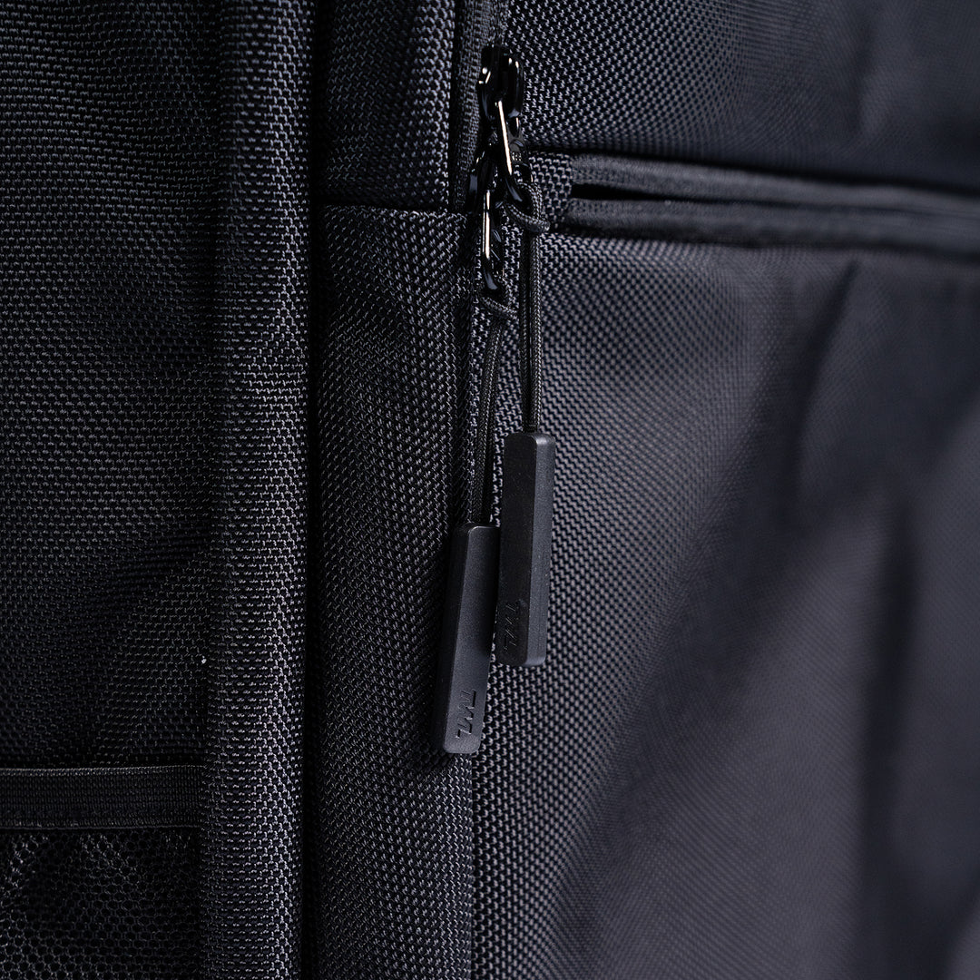 TWL - VERSA BACKPACK - 37L - BLACK