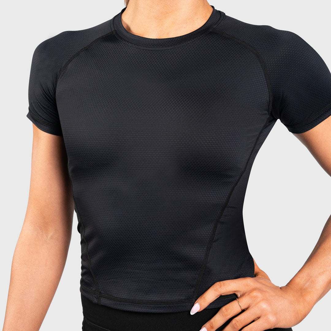 TWL - WOMEN'S ACTIVE T-SHIRT - BLACK