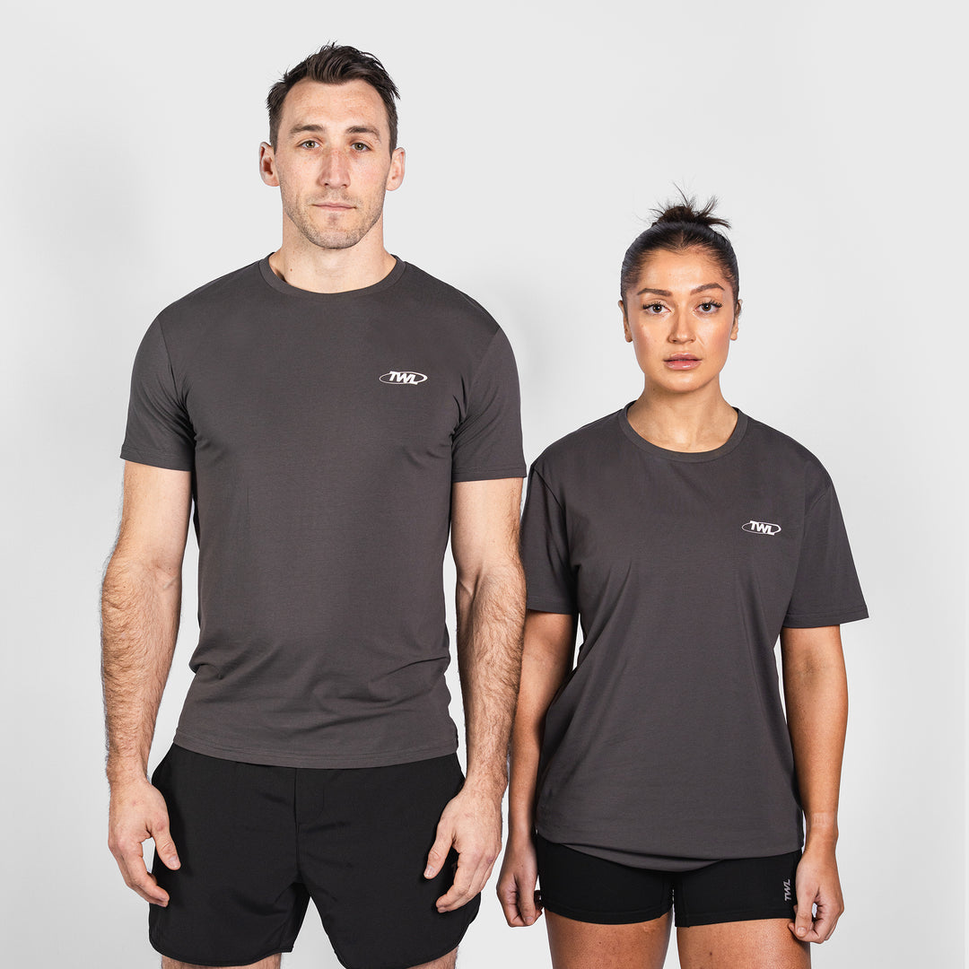 TWL - EVERYDAY T-SHIRT - Y2K - RAISING THE BAR/DARK GREY