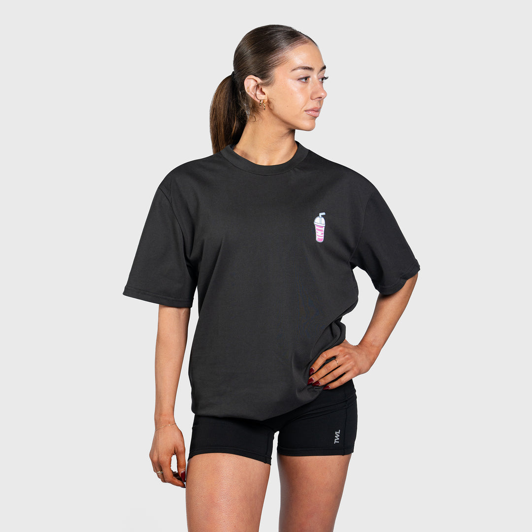 TWL - LIFESTYLE OVERSIZED T-SHIRT - SQUATS & SHAKES - WASHED BLACK