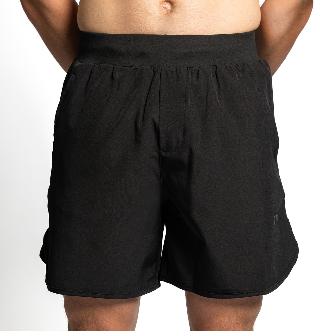 TWL - MEN'S HYBRID SHORTS - BLACKOUT