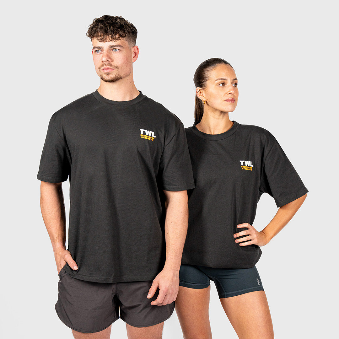 TWL - LIFESTYLE OVERSIZED T-SHIRT - BREWED FOR STRENGTH - WASHED BLACK