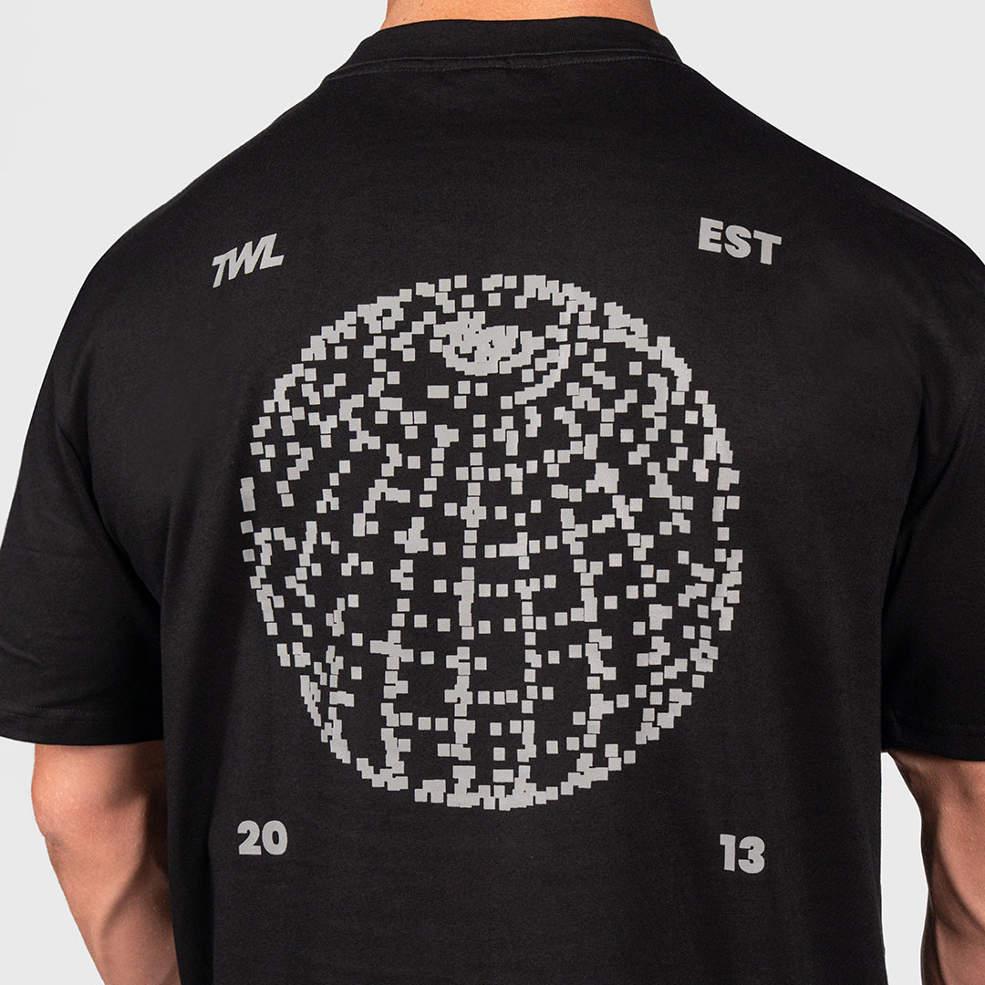 TWL - LIFESTYLE OVERSIZED T-SHIRT - GLOBE - BLACK