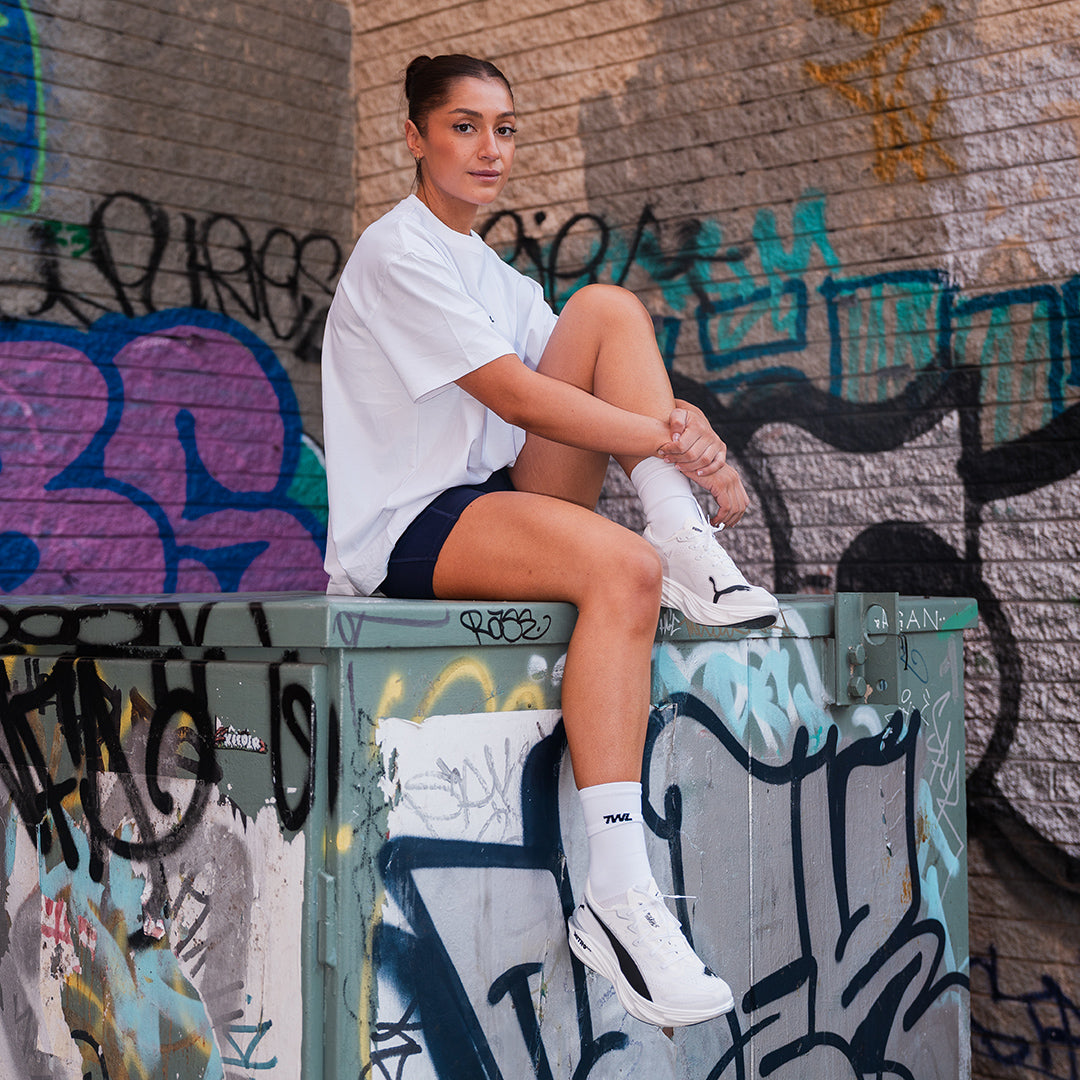 TWL - WOMEN'S OVERSIZED BOYFRIEND T-SHIRT - EMBLEM -WHITE