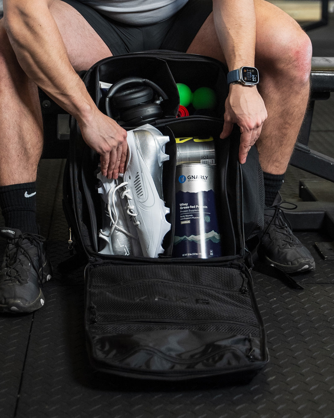 King Kong - CONQUER Backpack Large 38L - Black