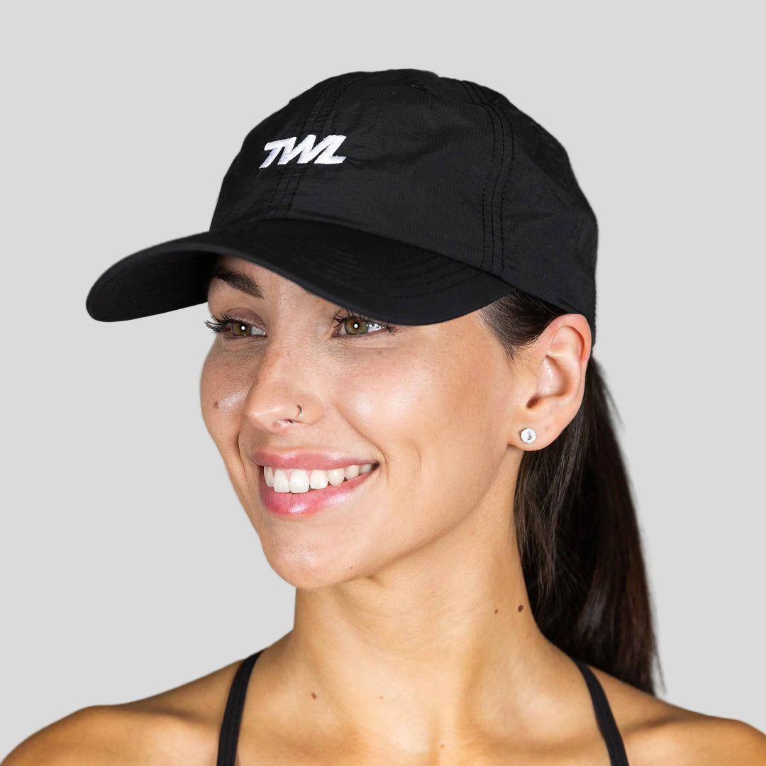 TWL - SIGNATURE CAP - BLACK/WHITE