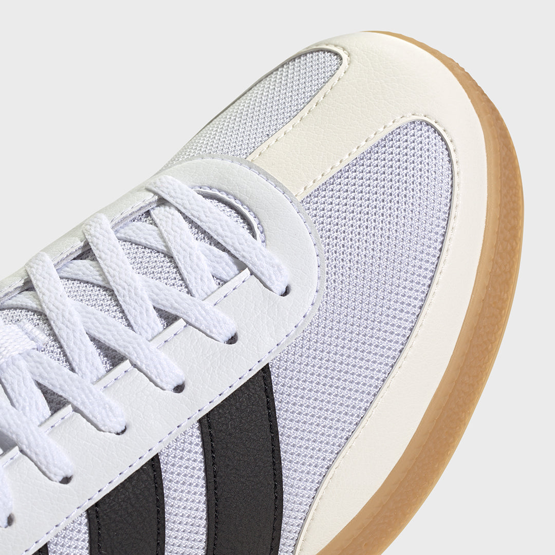 ADIDAS - TRAINING SPEZIAL - MEN'S - FTWWHT/CBLACK/LUCRED