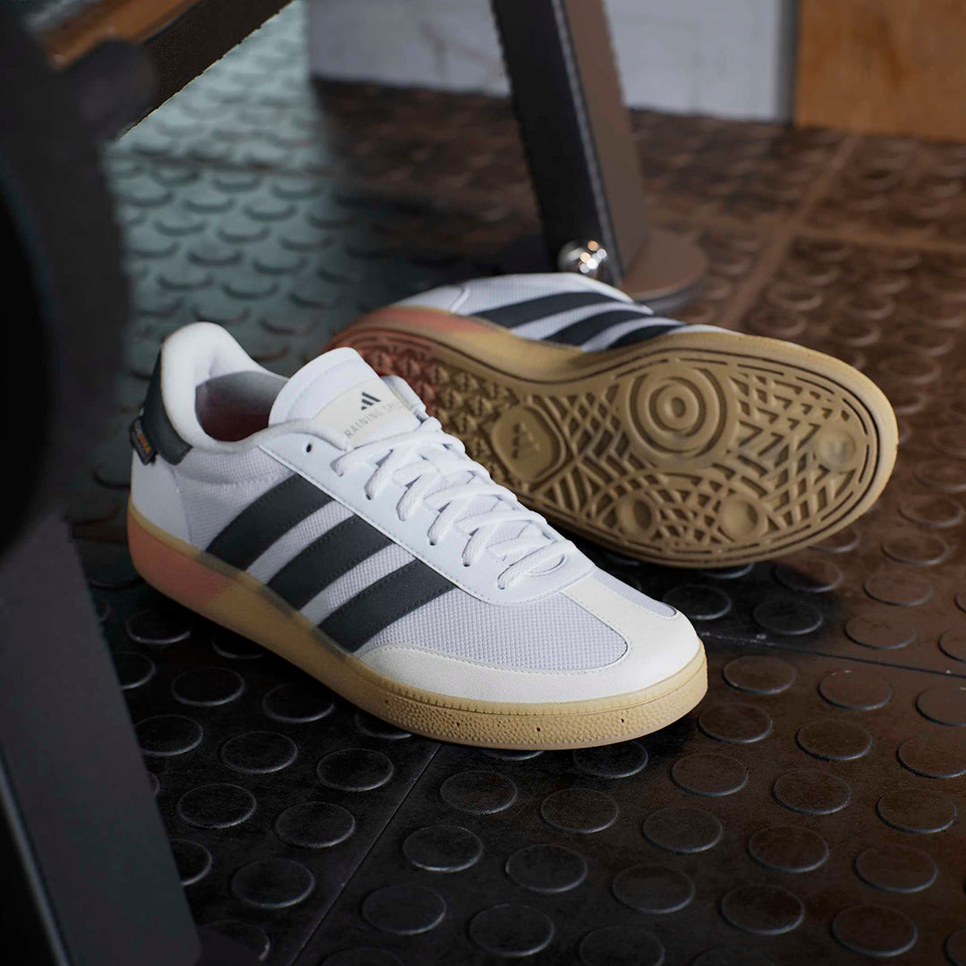 ADIDAS - TRAINING SPEZIAL - MEN'S - FTWWHT/CBLACK/LUCRED