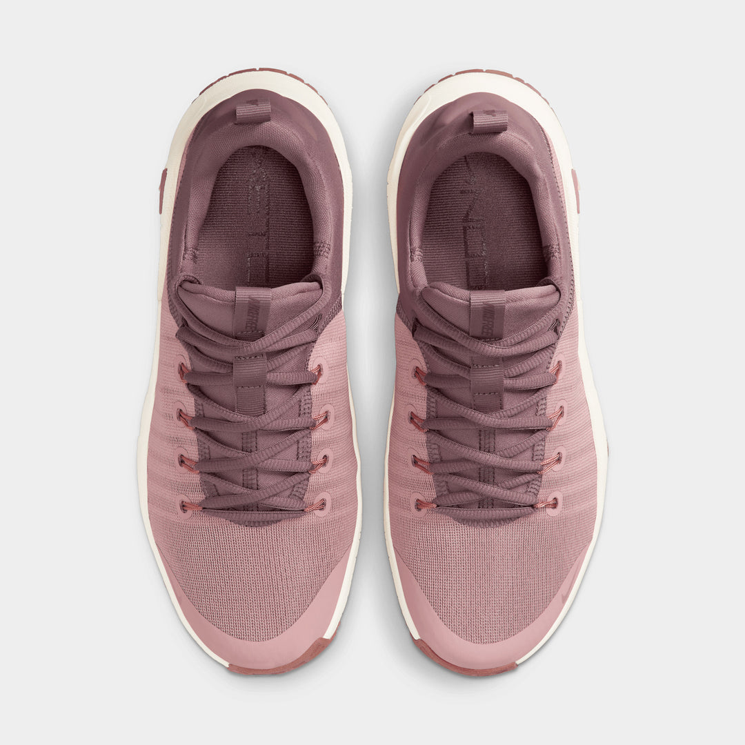 Nike - Free Metcon 6 Women's Training Shoe - PARTICLE PINK/MTLC ROSE GOLD-PALE IVORY