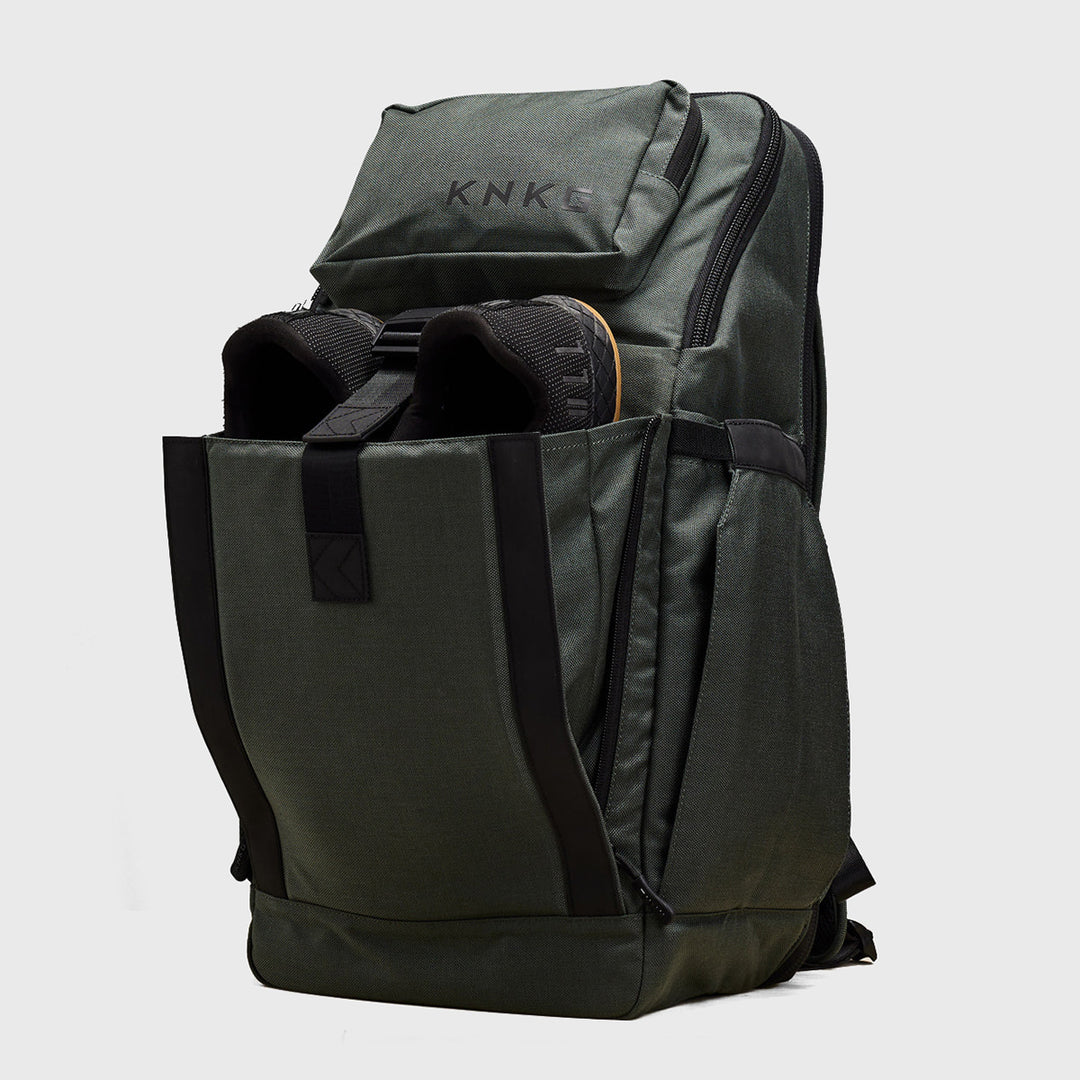 King Kong PLUS 26L gym backpack in Charcoal