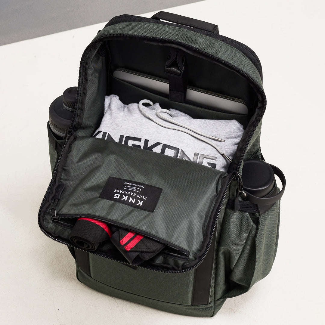 King Kong PLUS 26L gym backpack in Charcoal