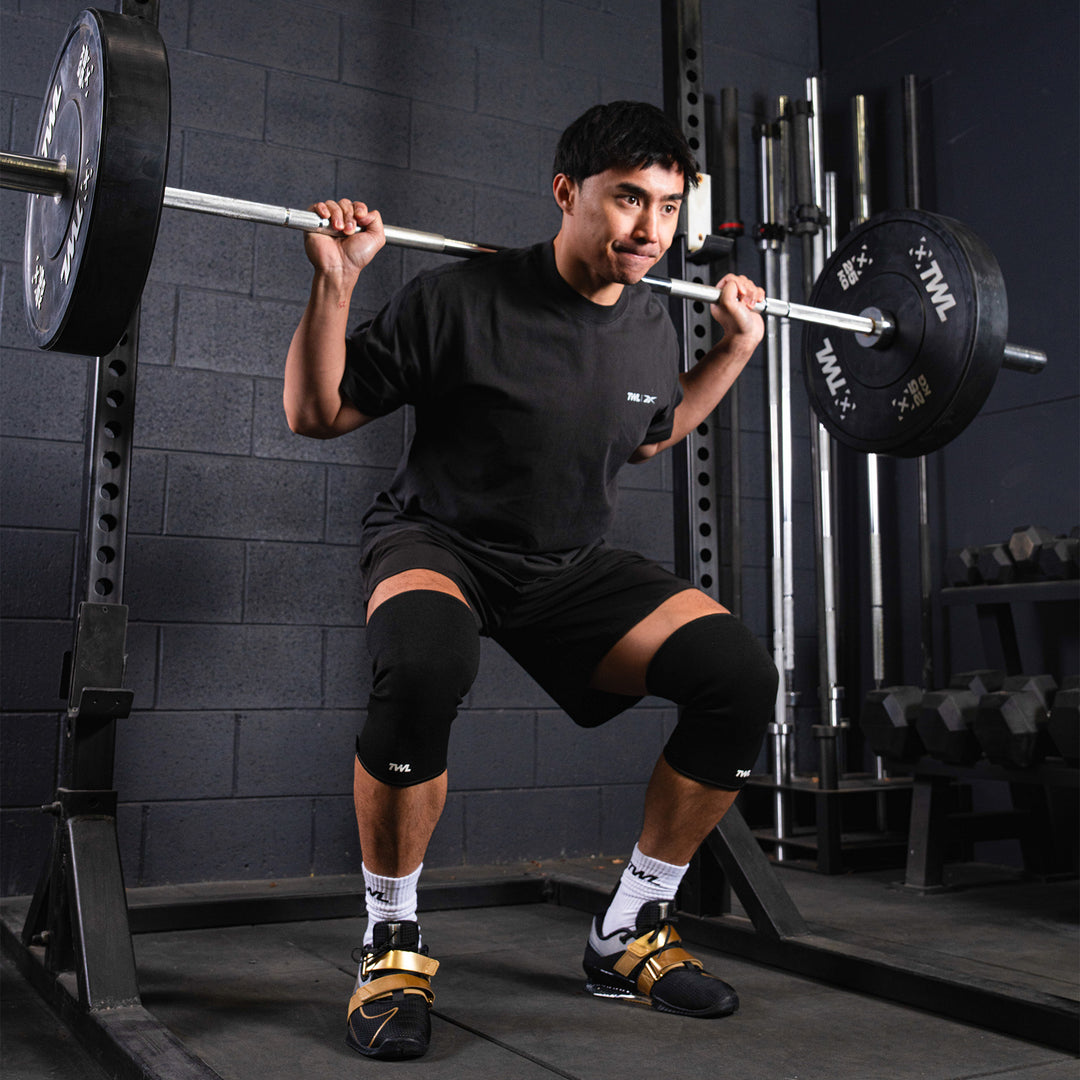 TWL - 2MM KNITTED KNEE SLEEVES - PAIR - BLACK/WHITE