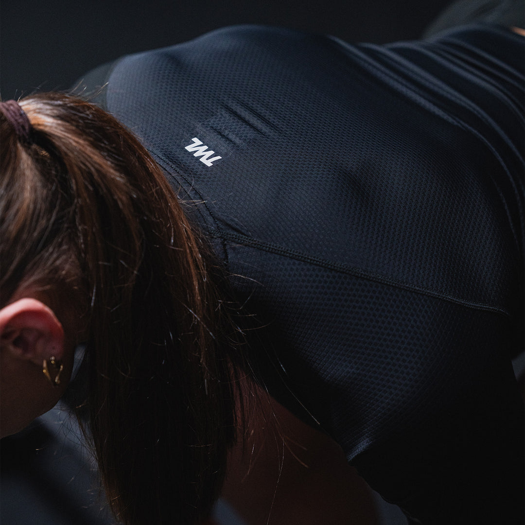 TWL - WOMEN'S ACTIVE LONG SLEEVE - BLACK