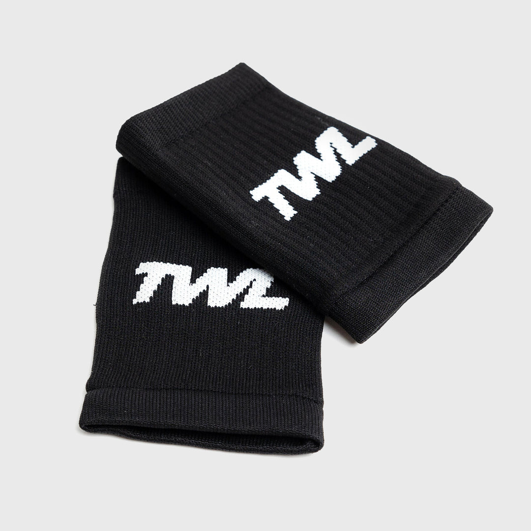 TWL - KNITTED WRIST BANDS 5" - PAIR - BLACK/WHITE