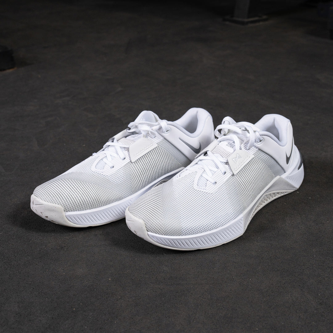 Nike - Metcon 10 Women's Training Shoe - WHITE/METALLIC SILVER-PLATINUM TINT