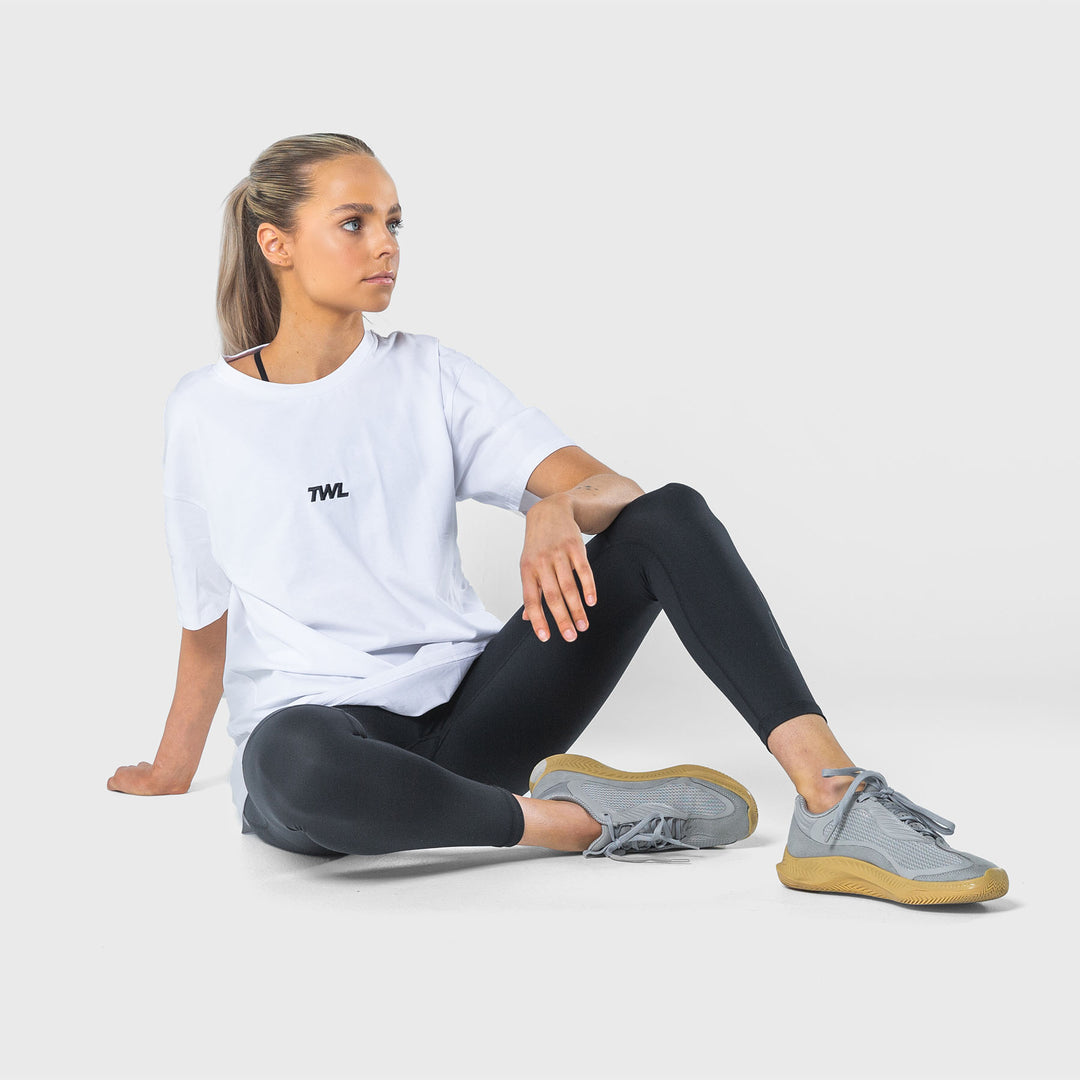 TWL - OVERSIZED T-SHIRT - WHITE/BLACK