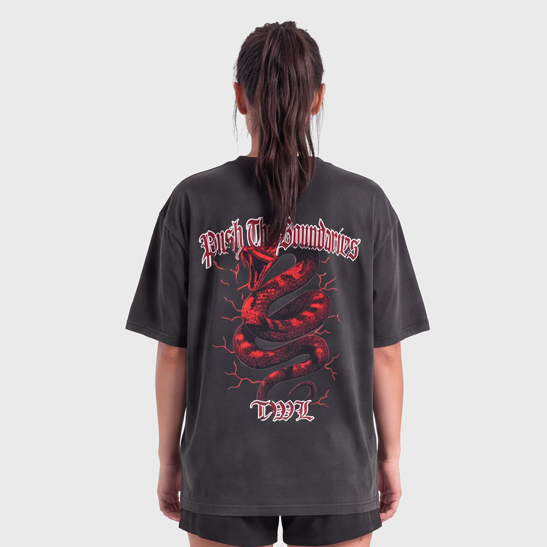 TWL - LIFESTYLE OVERSIZED T-SHIRT - BOOTLEG - SNAKE - FADED BLACK/RED