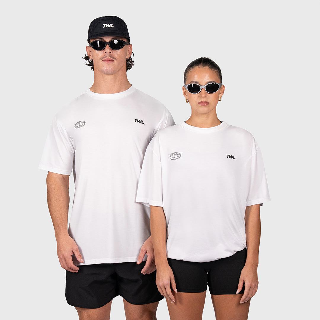 TWL - OVERSIZED HALOFLEX T-SHIRT - HYBRID DIVISION - WHITE