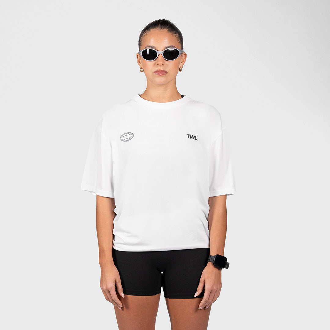 TWL - OVERSIZED HALOFLEX T-SHIRT - HYBRID DIVISION - WHITE