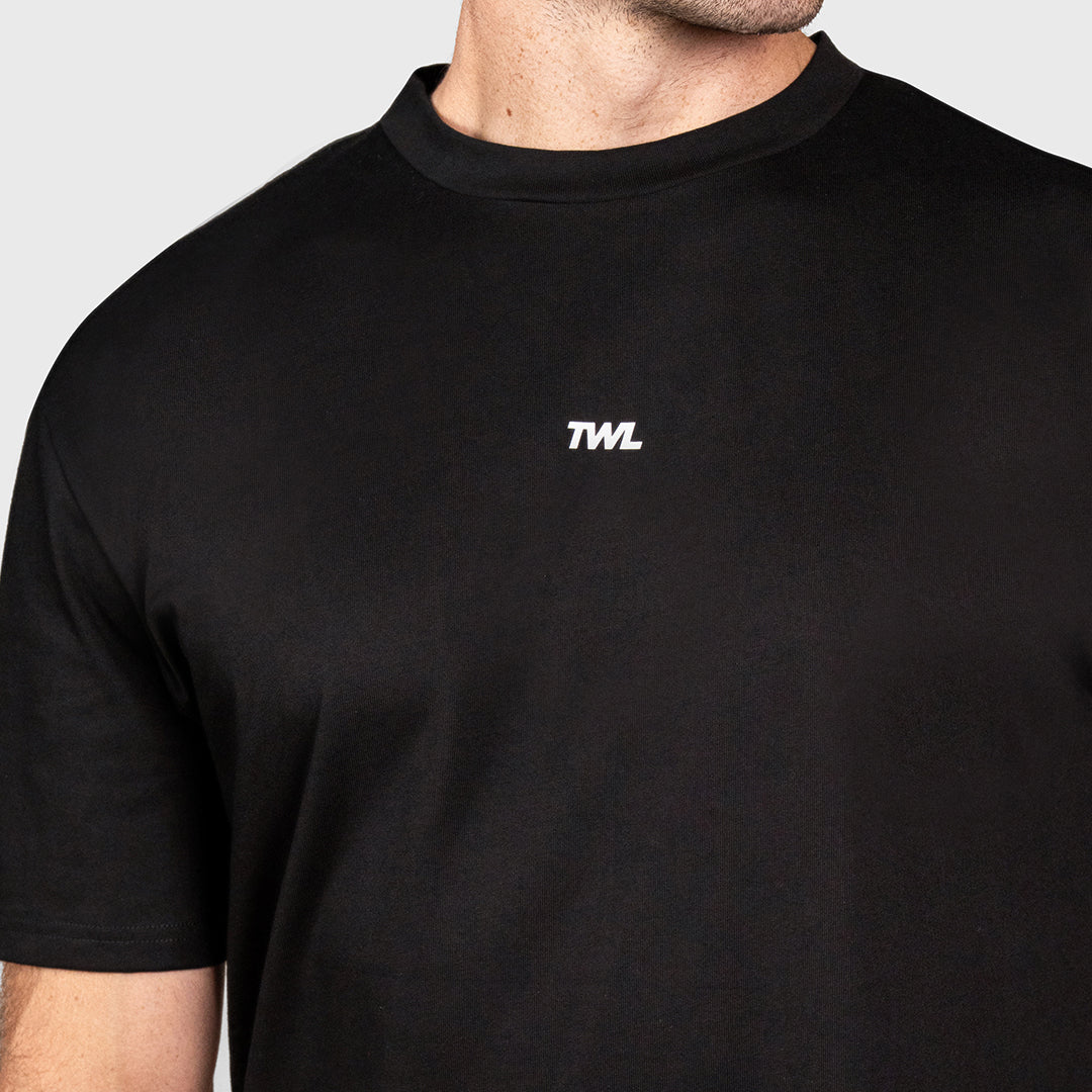 TWL - LIFESTYLE OVERSIZED T-SHIRT - EMBLEM - BLACK/WHITE