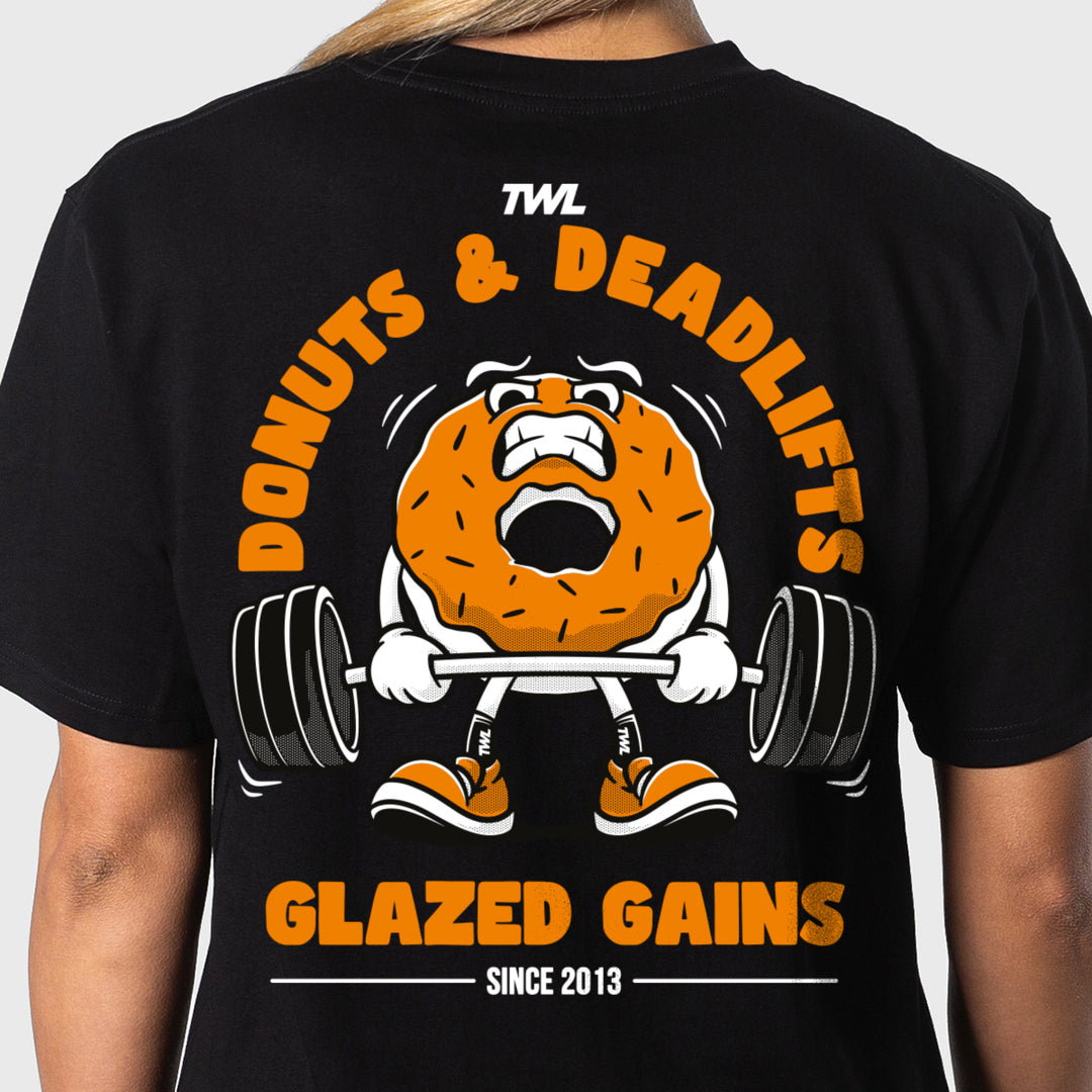 TWL - LIFESTYLE OVERSIZED T-SHIRT - DONUTS & DEADLIFTS - BLACK/ORANGE