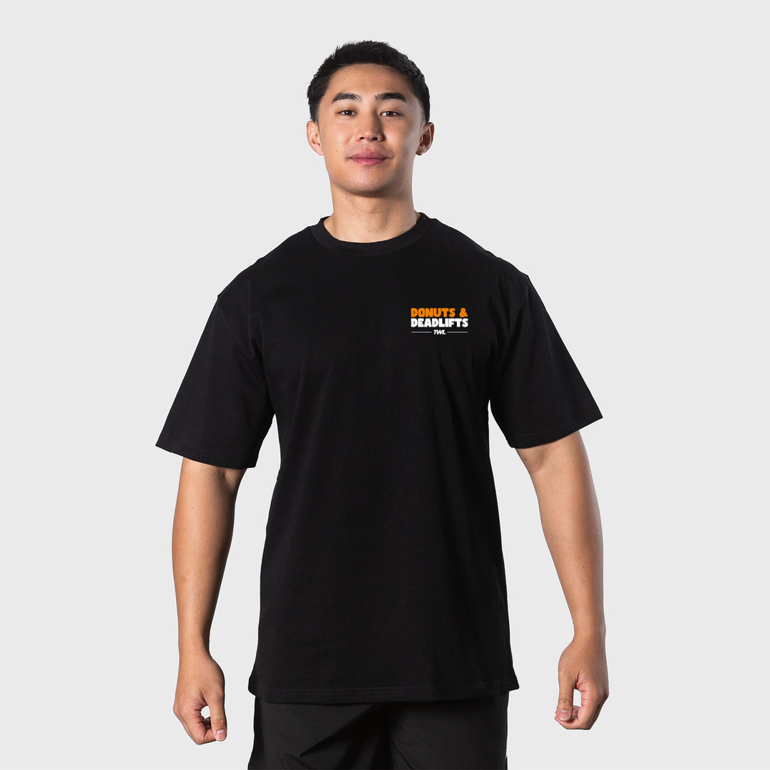 TWL - LIFESTYLE OVERSIZED T-SHIRT - DONUTS & DEADLIFTS - BLACK/ORANGE