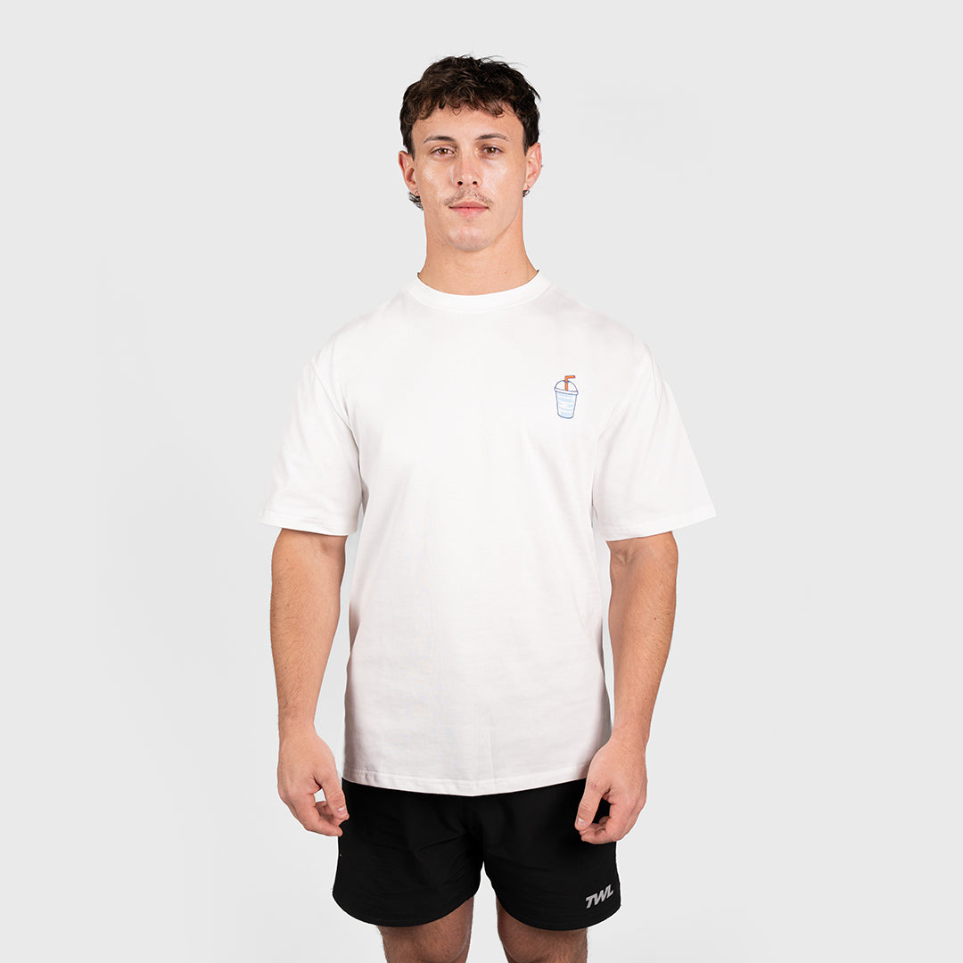 TWL - LIFESTYLE OVERSIZED T-SHIRT - SQUATS & SHAKES - WHITE