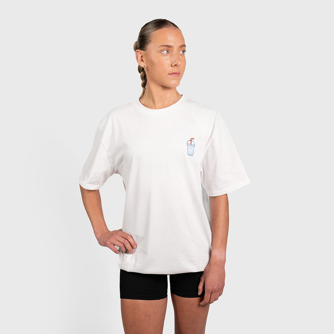 TWL - LIFESTYLE OVERSIZED T-SHIRT - SQUATS & SHAKES - WHITE