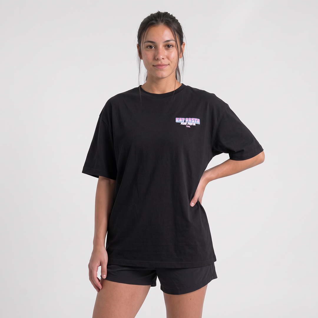 TWL - LIFESTYLE OVERSIZED T-SHIRT - EAT PASTA RUN FASTA V3 - BLACK