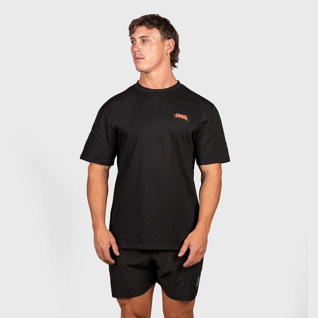 TWL - OVERSIZED T-SHIRT - EAT PASTA RUN FASTA V2 - BLACK/RED