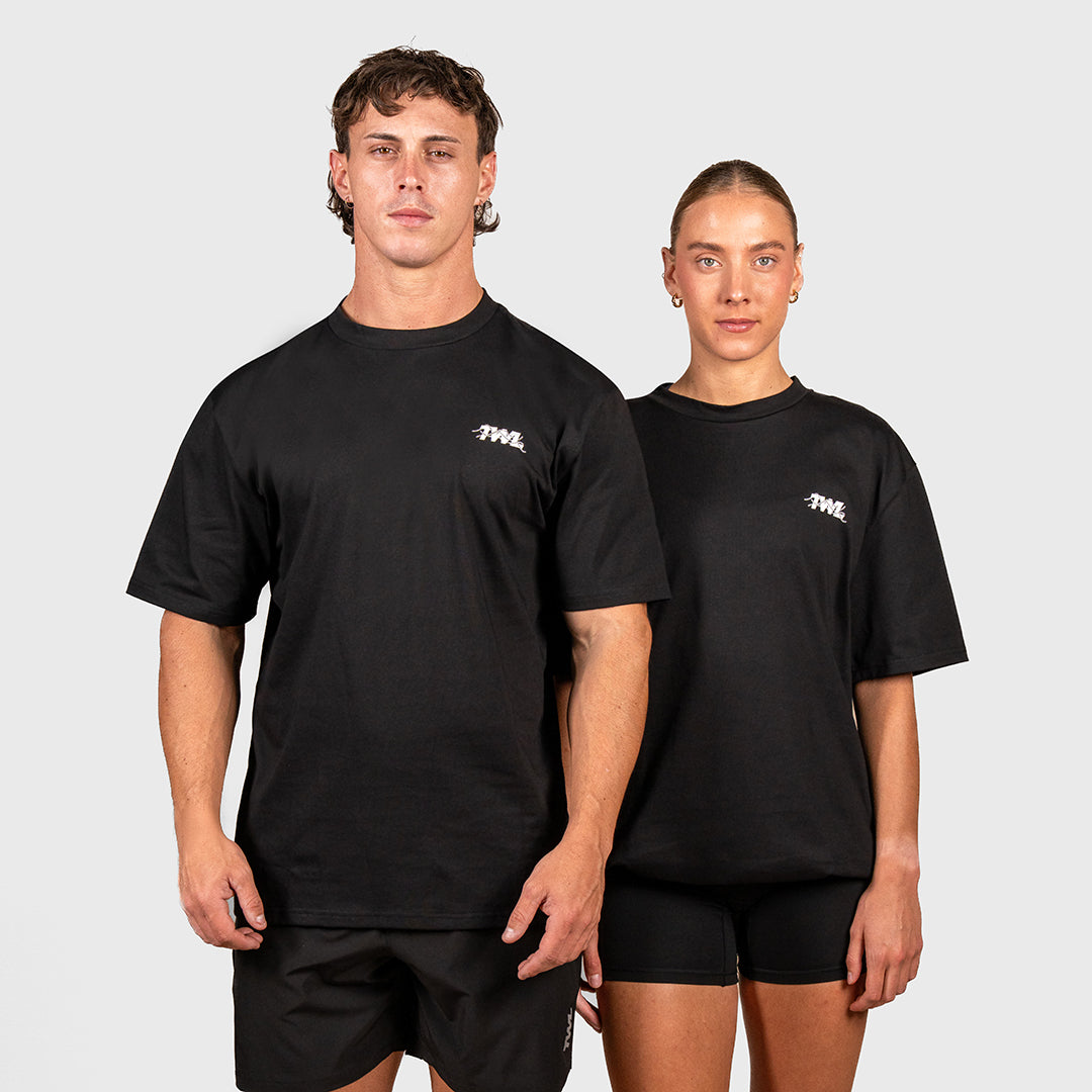 TWL - OVERSIZED T-SHIRT - EAT PASTA RUN FASTA V2 - BLACK/WHITE