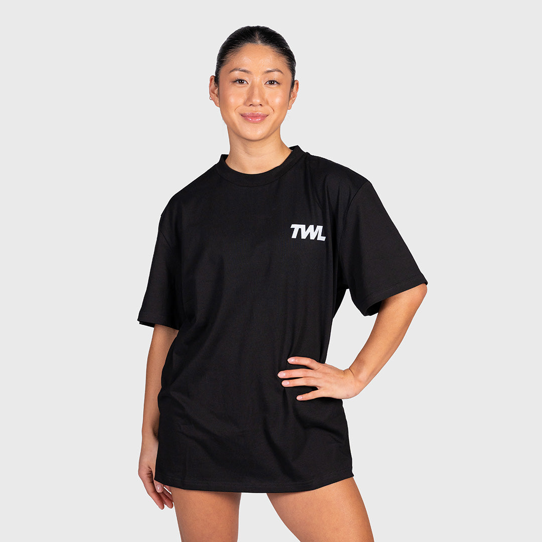 TWL - LIFESTYLE OVERSIZED T-SHIRT - PEGASUS - BLACK