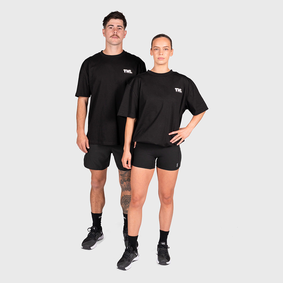TWL - LIFESTYLE OVERSIZED T-SHIRT - BUILT AT DAWN UNISEX - BLACK/WHITE