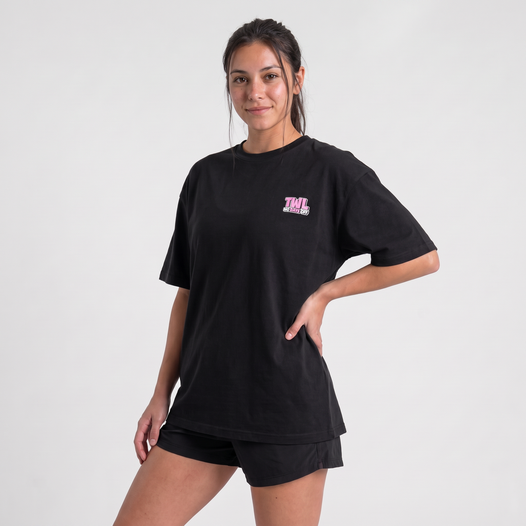 TWL - LIFESTYLE OVERSIZED T-SHIRT - NO DAYS OFF - BLACK