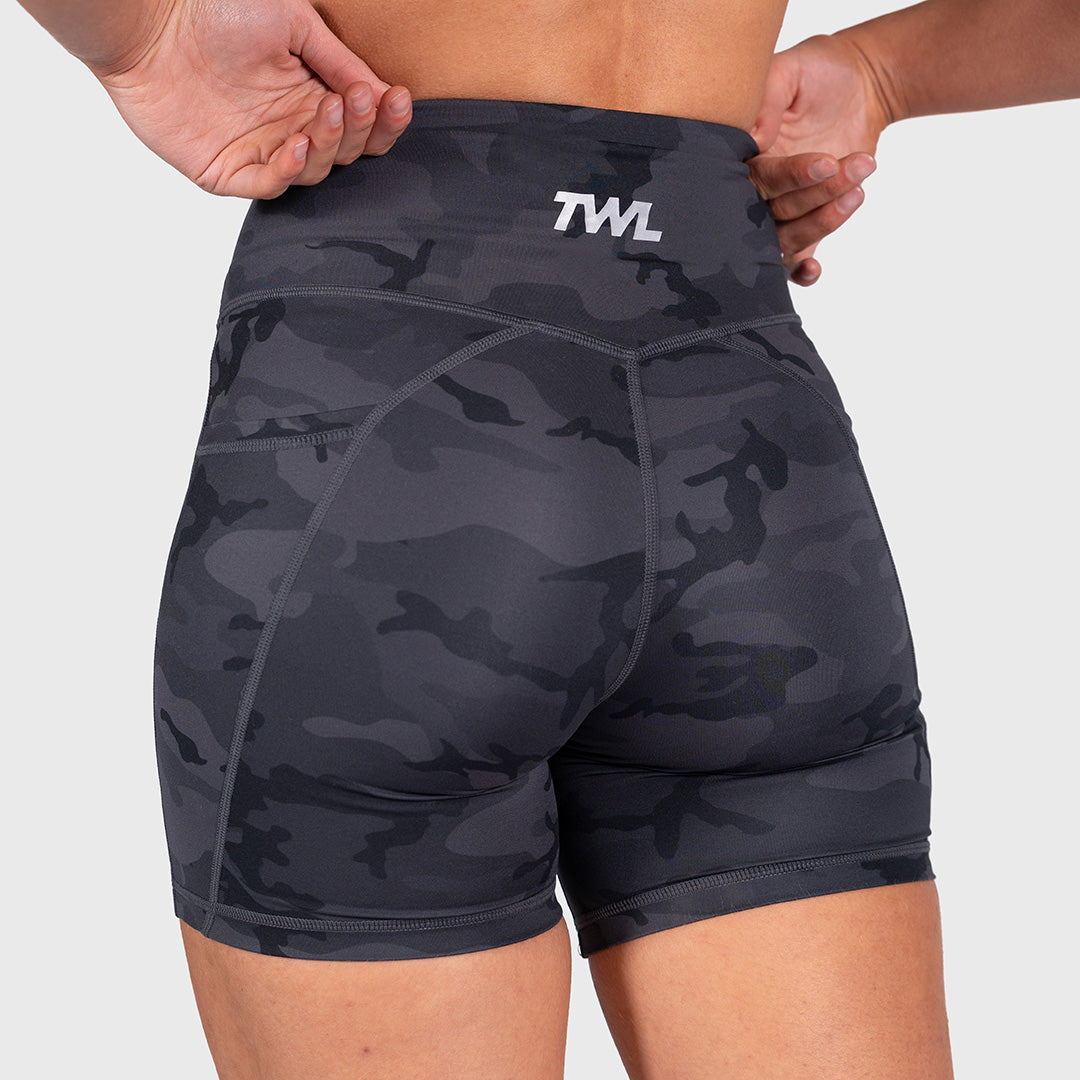 TWL - WOMEN'S ENERGY SHORTS - 6" - BLACK CAMO