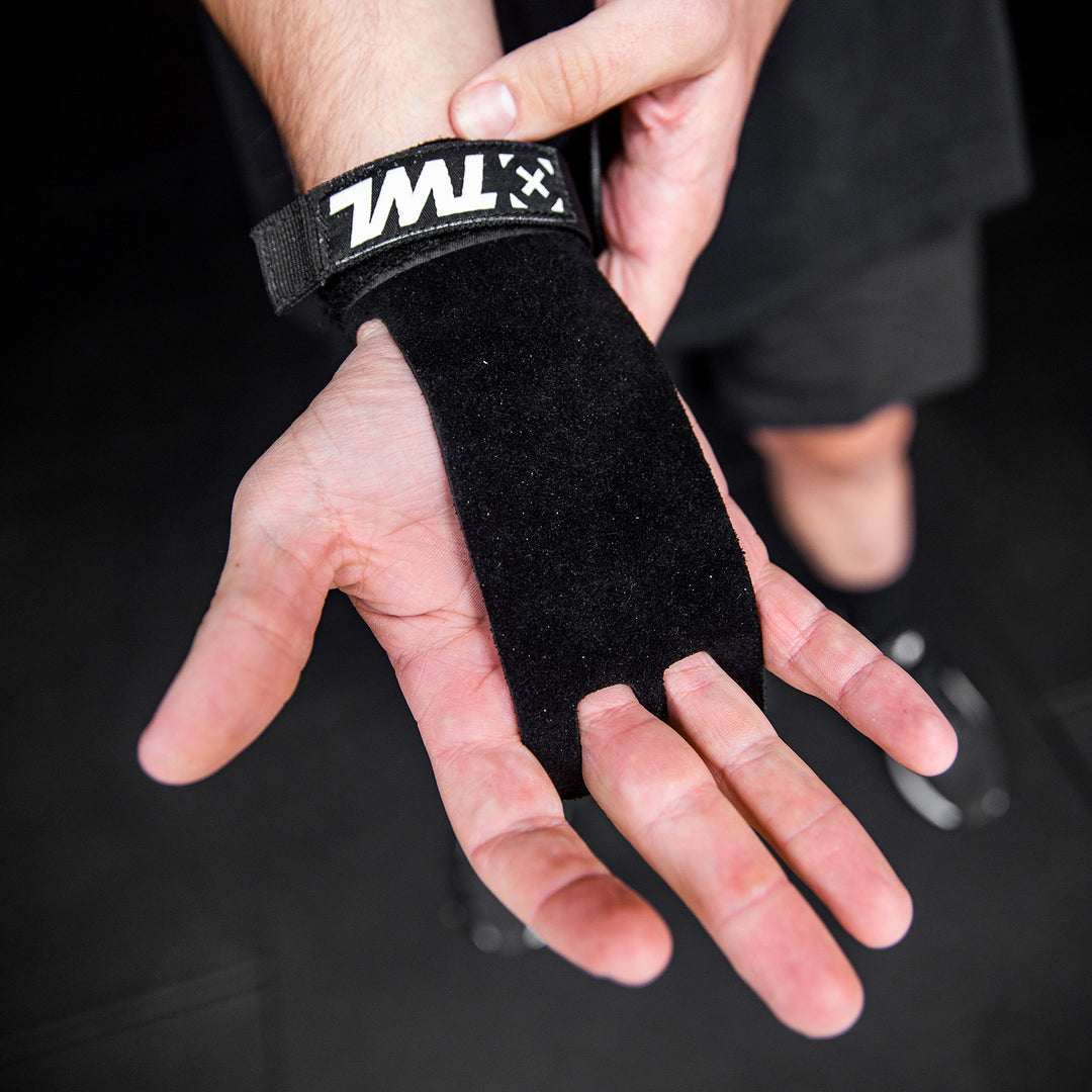 TWL - LEATHER GYMNASTIC GRIPS - BLACK