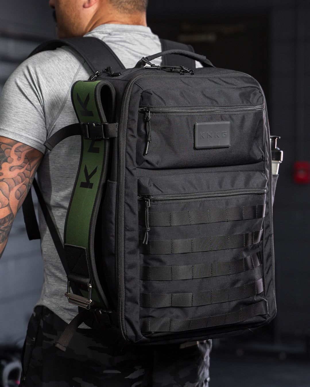King Kong - CONQUER Backpack Large 38L - Black